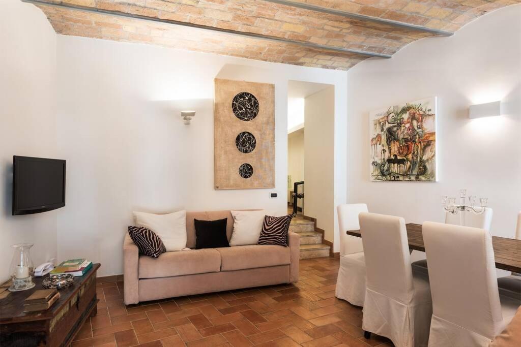 Lovely Colosseum Loft Apartment روما المظهر الخارجي الصورة