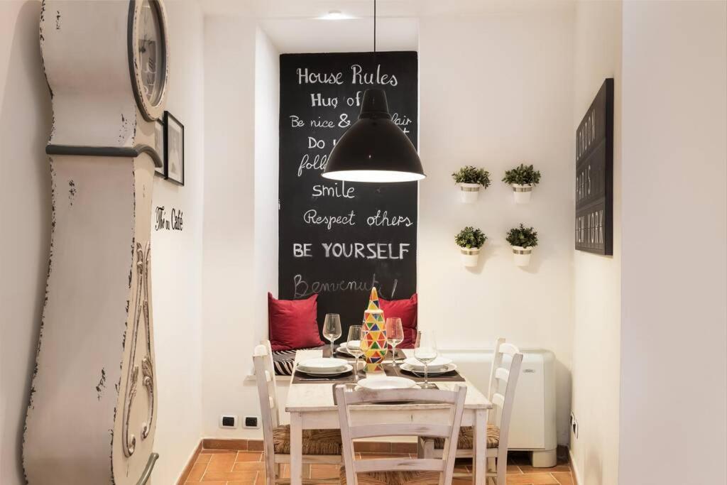 Lovely Colosseum Loft Apartment روما المظهر الخارجي الصورة