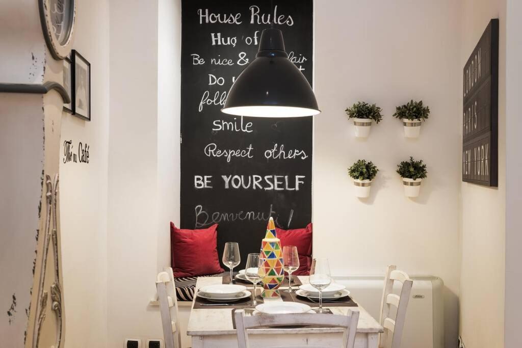 Lovely Colosseum Loft Apartment روما المظهر الخارجي الصورة